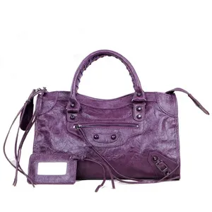 <span class=keywords><strong>Sac</strong></span> à <span class=keywords><strong>main</strong></span> <span class=keywords><strong>pour</strong></span> femme 42 cm, style <span class=keywords><strong>mode</strong></span>, en PU imperméable, avec chaînes à rivets et pompons, <span class=keywords><strong>sac</strong></span> bandoulière, <span class=keywords><strong>sac</strong></span> de moto, <span class=keywords><strong>sac</strong></span> porté épaule, <span class=keywords><strong>sac</strong></span> pochette, <span class=keywords><strong>sac</strong></span> à <span class=keywords><strong>main</strong></span> de style coussin - Product Image 5