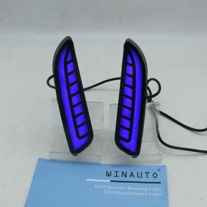 WINAUTO 2020-<span class=keywords><strong>2022</strong></span> para Toyota <span class=keywords><strong>Corolla</strong></span> CROSS LED parachoques trasero DRL luz de advertencia azul nueva condición 12V Volta 3 funciones de conducción - Product Image 5