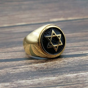 Anillo de Acero Inoxidable Dorado Vintage con Seis Estrellas de <span class=keywords><strong>David</strong></span> para Hombre, Venta al Por Mayor a Precio Económico - Product Image 1