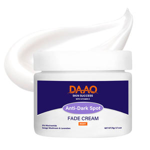 Crème éclaircissante pour le visage avec logo personnalisé OEM, lotion à la niacinamide, vitamine C, rétinol pour la réduction des taches brunes - Product Image 1