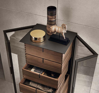 XUNKAI Armoire de rangement de luxe moderne multi-scénarios avec cadre en aluminium, porte en verre et bois massif, personnalisable OEM