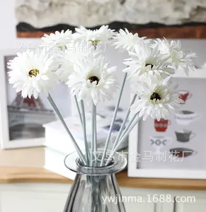 Chrysanthème en soie avec tiges floquées, bouquet de marguerites artificielles pour mariée, toucher réel - Product Image 4