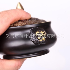 เครื่องเผาธูปหอมแบบหูสิงโตคู่ที่ได้รับแรงบันดาลใจจากทองเหลืองแท้สำหรับใช้ในบ้านสไตล์ Xuande กระถางธูปไม้จันทน์ - Product Image 4