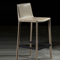 Vente chaude tabouret de bar chaise meubles avec coussin en acier au carbone et cuir dossier chaise haute pour bar de restaurant