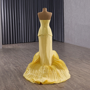 Robe de soirée de luxe jaune, coupe cœur, avec fleurs 3D, dos lacé, sexy, fourreau, ajustement personnalisable pour femme Rsm251074 - Product Image 3