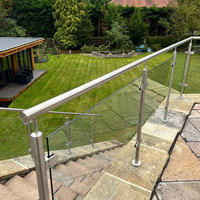 Rampe extérieure EKOO pour balcon, terrasse, escalier, poteau à pince, garde-corps en verre
