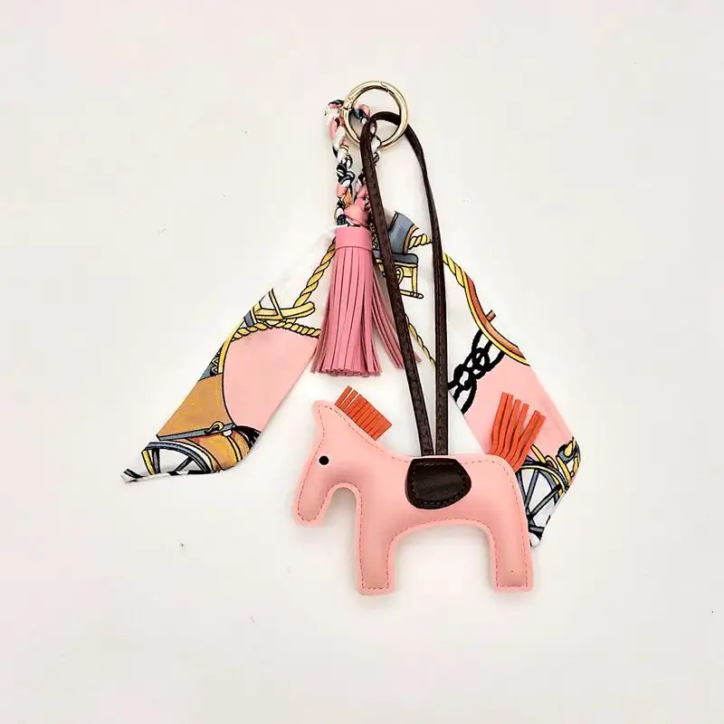 Nieuwe Luxe Lederen Cadeau Pony Handtas Hanger Vrouwen Kwast Dier Ornament Auto Sleutelhanger Designer Paard Tas Bedel