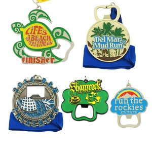 Fabricante de medallas, venta al por mayor de artesanías metálicas, abridor de botellas de cerveza con forma de medalla deportiva, logotipo personalizado con cinta - Product Image 4