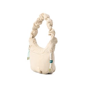 Bolso Bandolera Impermeable de 13L de Capacidad, con Cierre Regular, Ligero, Duradero y Elegante para el Uso Diario, Limpiable con un Paño Húmedo - Product Image 3