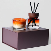 Coffret Cadeau Luxe de Bougies Parfumées Artisanales en Cire de Soja et Diffuseurs à Bâtonnets en Cristal pour l'Aromathérapie - Personnalisation Logo pour les Fêtes et le Ramadan