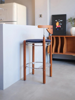 Fabricants de meubles, tabourets de comptoir modernes et minimalistes à armature en bois massif, chaises de bar, chaise haute pour table de bar en Chine