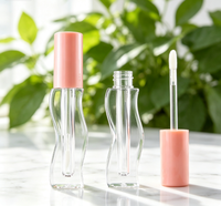 Tube de brillant à lèvres vide en forme de vague, 2,7 ml, rose, avec logo personnalisé, emballage cosmétique en gros