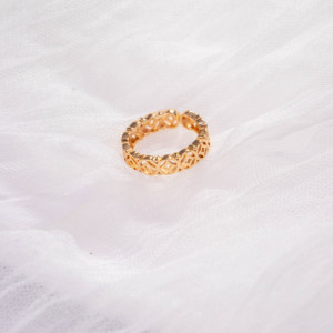 Bague à motif géométrique plaquée or, design sculpté complexe, bague empilable réglable, bijoux de luxe tendance - Product Image 2