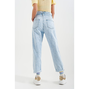 Jeans a gamba affusolata con vita a sacchetto in lavaggio vintage chiaro - Product Image 4