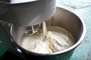 Yoslon RTS YSN-MJ50, Ventas Industriales de Fábrica, Mezcladora de Pan para Panadería, Mezcladora Espiral para Masa de Harina de 50 kg, Precio de la Máquina/ - Product Image 3