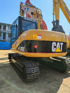 Excavatrice utilisée originale de CAT 312C bien entretenue à vendre - Product Image 2