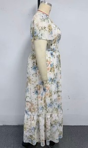 Vestido Floral de <span class=keywords><strong>Talla</strong></span> <span class=keywords><strong>Grande</strong></span> para Mujer 2026 - Elegante Vestido Midi con Cuello en V y Manga Corta, Cintura Ajustada para Vacaciones y Banquetes - Product Image 3