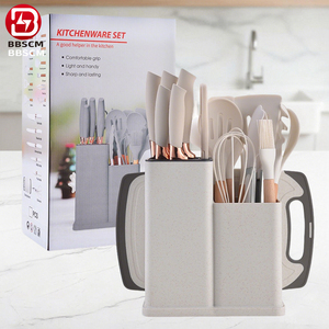 Ensemble de couteaux de cuisine en silicone 19 pièces OEM/ODM avec manche en bois, planche à découper et bac de rangement spécial, y compris spatules et ustensiles - Product Image 1