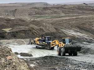 รถดันดินแบบตีนตะขาบรุ่นใหม่ ขายดี กำลัง 180 แรงม้า/220 แรงม้า เครื่องยนต์ดีเซล 81 กิโลวัตต์ พร้อมใบมีดดันดิน - Product Image 5