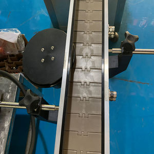 Flacon compte-gouttes en verre automatique Gel pour le corps vaporisateur cosmétique bouchon de bouteille visseuse capsuleuse <span class=keywords><strong>shampooing</strong></span> machine de capsulage - Product Image 4