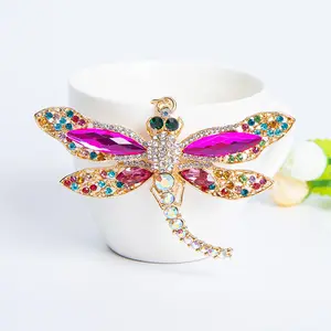 Ventas de comercio exterior de nueva moda colgante de llavero de libélula con incrustaciones de diamantes para todas las mujeres bolso colgante regalos exquisitos