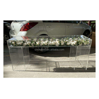 Location d'accessoires pour événements de mariage, mobilier de réception, table à gâteau transparente, table fantôme, table à fleurs en acrylique à vendre