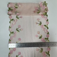 Dentelle de tulle chantilly en maille douce pour robe et lingerie