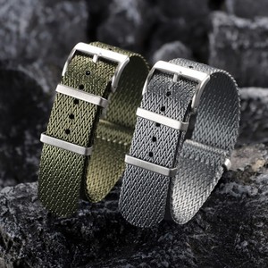 Correa de reloj de nailon con cinturón de seguridad tejido de una pieza personalizado de 20mm y 22mm, pulsera de correa de reloj con patrón de dientes de tiburón de tela suave Premium - Product Image 1