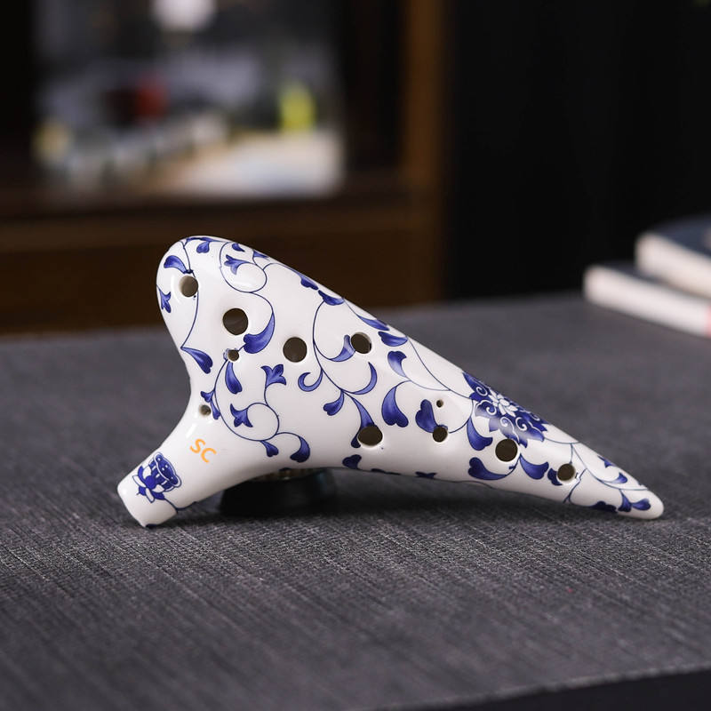Ocarina de cerámica azul y blanca SC