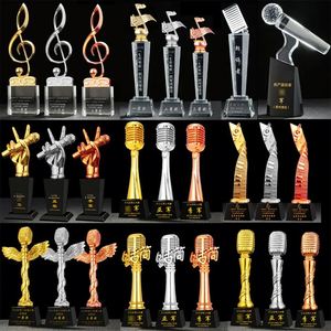 Trophée Musical 3D en Métal Personnalisé, Forme de Boule Gravée au Laser, Fait Main, en Cristal K9, pour Cérémonies Musicales, avec Chanteur Musical en Cristal – Très Populaire - Product Image 2