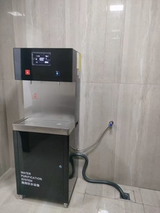 Purificateur d'eau par osmose inverse en acier inoxydable avec distributeur d'eau chaude et froide pour usage domestique, capacité personnalisable, design élégant, commande tactile - Product Image 2
