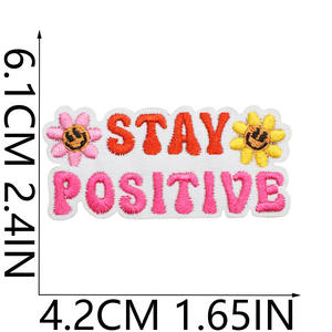 الحديد على التطريز الوردي اختيار مشاعر جيدة سعيدة السلام الدافئة الكلمات الملهمة التصحيح للملابس قبعة الديكور - Product Image 6