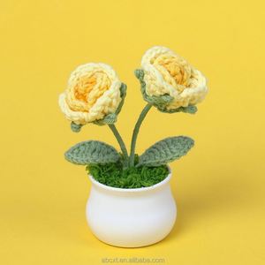 ดอกกุหลาบโครเชต์ขนาดเล็กทำมือในกระถาง ต้นไม้ถักไหมพรม ของขวัญสำหรับวันแม่และวันฮาโลวีน - Product Image 6
