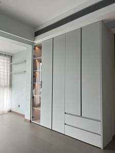 Armoire personnalisée au design moderne de Chine Armoire à vêtements en bois massif pour chambre à coucher Mobilier de maison portable - Product Image 6