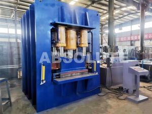 Presse hydraulique <span class=keywords><strong>à</strong></span> gaufrer les panneaux de porte de sécurité de 2500 tonnes Presse hydraulique <span class=keywords><strong>à</strong></span> gaufrage <span class=keywords><strong>à</strong></span> double <span class=keywords><strong>action</strong></span> avec cadre en acier inoxydable - Product Image 2