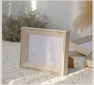 Cadres photo muraux en bois de style européen moderne de 6 pouces en plastique pour la famille, vente en gros pour fabricants - Product Image 3