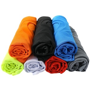 Camisetas personalizables de manga corta con cuello redondo, fibra de poliéster para deportes, maratón al aire libre, publicidad, logotipo impreso, venta al por mayor - Product Image 1