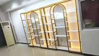 Présentoir lumineux multi-niveaux pour salon de beauté, vitrine pour produits de soin de la peau, étagère de rangement cosmétique