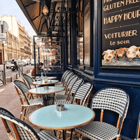 Chaise en rotin pour l'extérieur, résistante aux intempéries, de style moderne et vintage, pour jardin, bistrot français, hôtel, café, restaurant