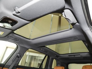 中古車 AITO Wenjie M8 2025 レンジエクステンデッド ウルトラミッドサイズSUV デュアルモーター全輪駆動 新エネルギー車 - Product Image 5
