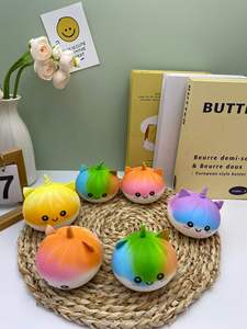 Nouveauté en gros : Jouets anti-stress <span class=keywords><strong>licorne</strong></span> souple en forme de dumpling, boîte mystère, jouets sensoriels doux à presser, arc-en-ciel pour fête - Product Image 3