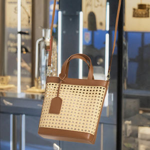 Sac à main en paille tressée en rotin fait main pour femmes de luxe été 2025, sac à main octogonal à six trous creux pour les vacances à la plage - Product Image 3