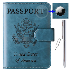 Porta Pasaportes de Cuero PU Personalizado de Fábrica con Ranura para AirTag, Funda Delgada para Pasaporte con Ranura para <span class=keywords><strong>2</strong></span> Tarjetas SIM y Ranura para Bolígrafo - Product Image 1