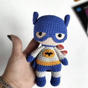 2024 gran oferta tejido a mano superhéroe ganchillo murciélago hombre muñeca personalizada ganchillo personaje muñecas - Product Image 2