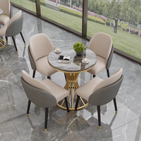 Ensemble de tables basses en pierre de luxe léger avec structure métallique - Durable, léger et convertible pour salon ou espace de repos d'hôtel