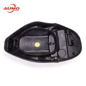 Ad alte prestazioni moto Scooter personalizzato sedile Assy per <span class=keywords><strong>Piaggio</strong></span> Zip 50 - Product Image 2