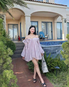 Robe volumétrique rose à col en V et manches bouffantes avec nœud, robes décontractées 100% polyester, taille ample, OEM/ODM - Product Image 6