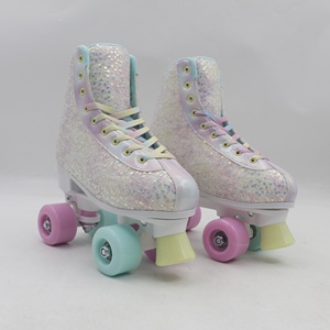 <span class=keywords><strong>Pattini</strong></span> a rotelle Vintage firmati punti <span class=keywords><strong>argento</strong></span> metallizzati e accenti di pizzo arcobaleno - Product Image 1