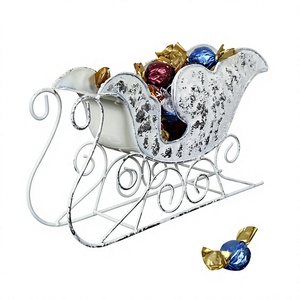 Trineo de aspecto moderno para Paseo en hielo Decoración moderna de nuevo diseño Antiguo Nuevo diseño Trineo de Navidad de metal decorativo para dulces - Product Image 1