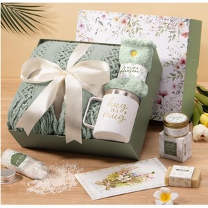 8 Pcs Luxury Gift Set for Her Mug Socks <b>Blanket</b> Candle Soap Bath Salt Nordic Handmade Gift <b>Box</b> - Product Image 2